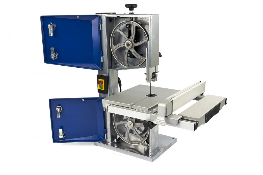 HBM 200 Mm. Houtlintzaagmachine Met Uitschuifbare En Kantelbare Zaagtafel