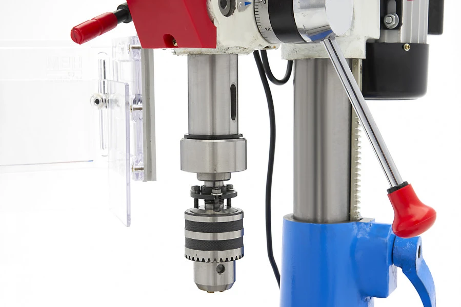 HBM 16 Boormachine / Freesmachine Met Beschermkap 13 HBM 16 Boormachine / Freesmachine Met Beschermkap - Afbeelding 11