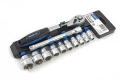 Hyundai 12 Delige Dopsleutel Sets CrV Kunststof Houder -Kwaliteitswinkel Voor Thuishulpmiddelen hbm 475 1.jpg 1200x600 2fb22ebc88