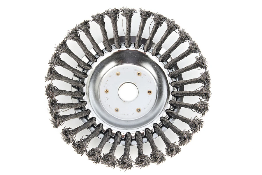 HBM 200 Mm. Onkruidborstel Voor Op Bosmaaiers 3 HBM 200 Mm. Onkruidborstel Voor Op Bosmaaiers